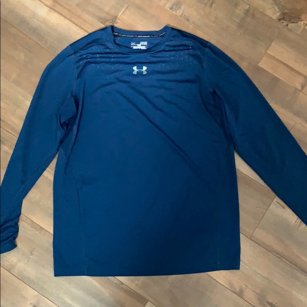 Long sleeve heat gear shirt